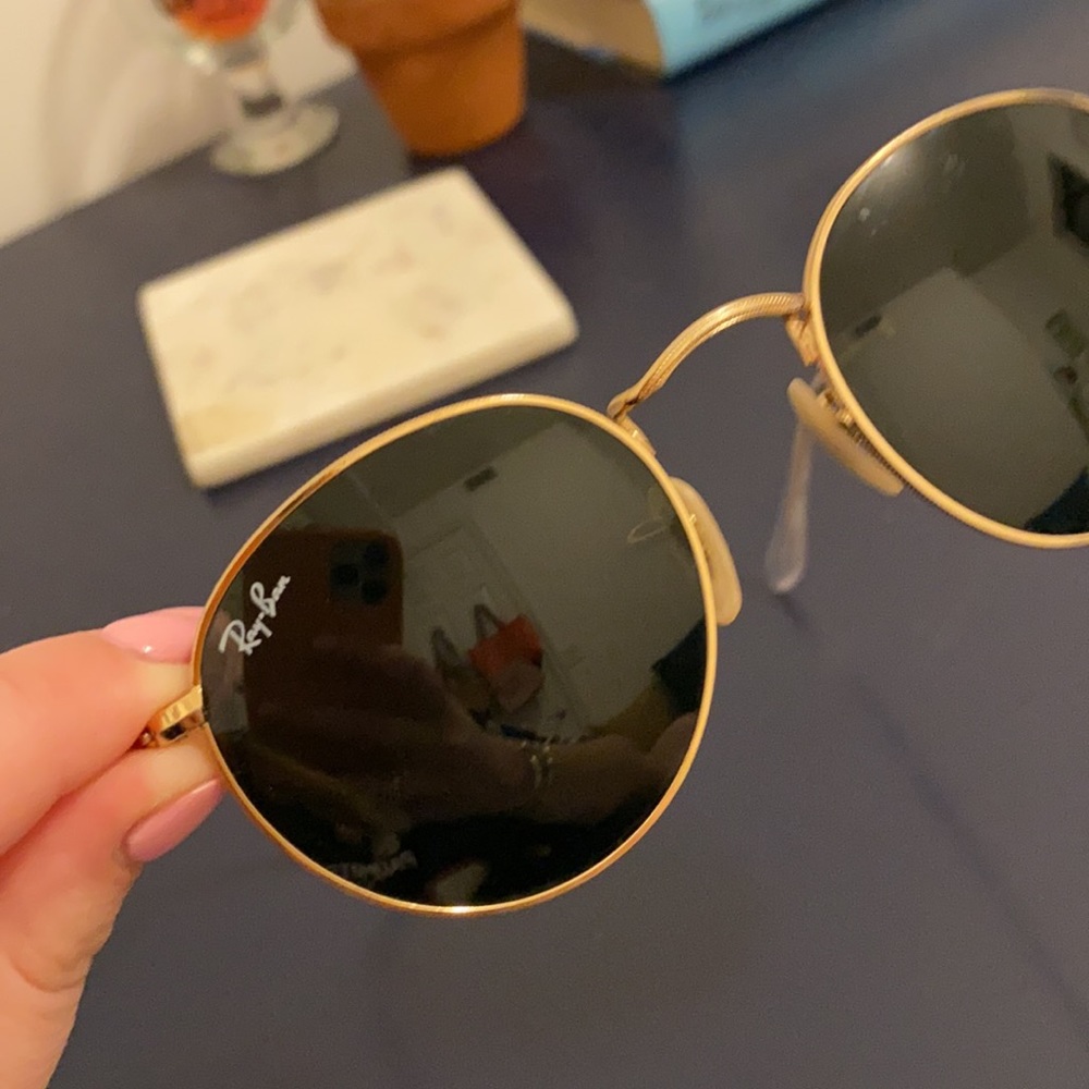 Rounded Ray-Bans - image 5